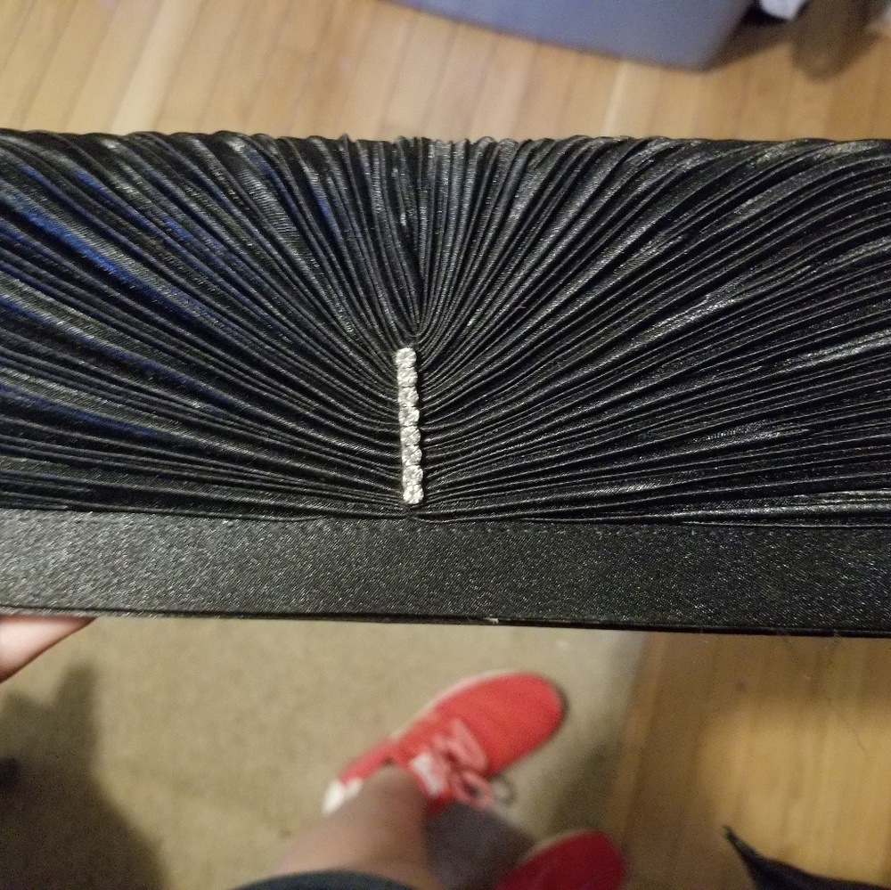 Black clutch
